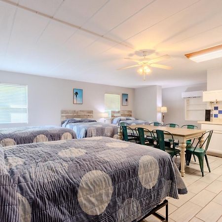 Shark Reef Resort Motel & Cottages Port Aransas Exterior foto